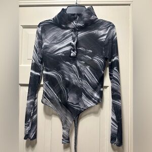 Missguided New Monochrome Swirl thong Bodysuit